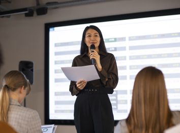 belajar public speaking